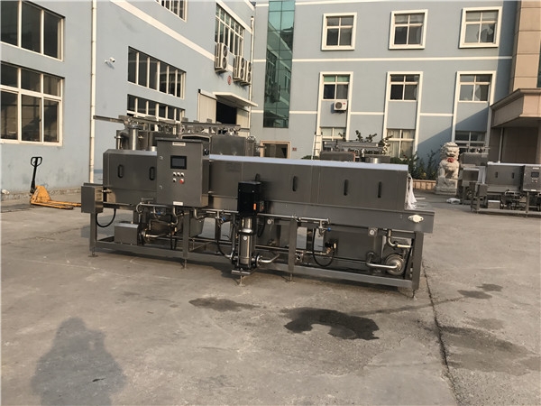 快餐具清洗機(jī)設(shè)備制造，廠家直銷，清洗干凈