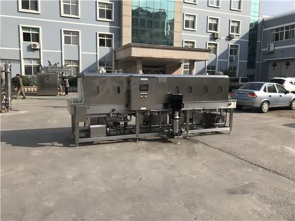 酒店專用塑料筐清洗機價格 周轉(zhuǎn)箱滅菌清洗 酒店專用塑料筐清洗機價格 周轉(zhuǎn)箱滅菌清洗